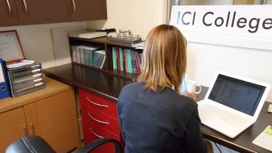 ICI College provides live real-time support for students